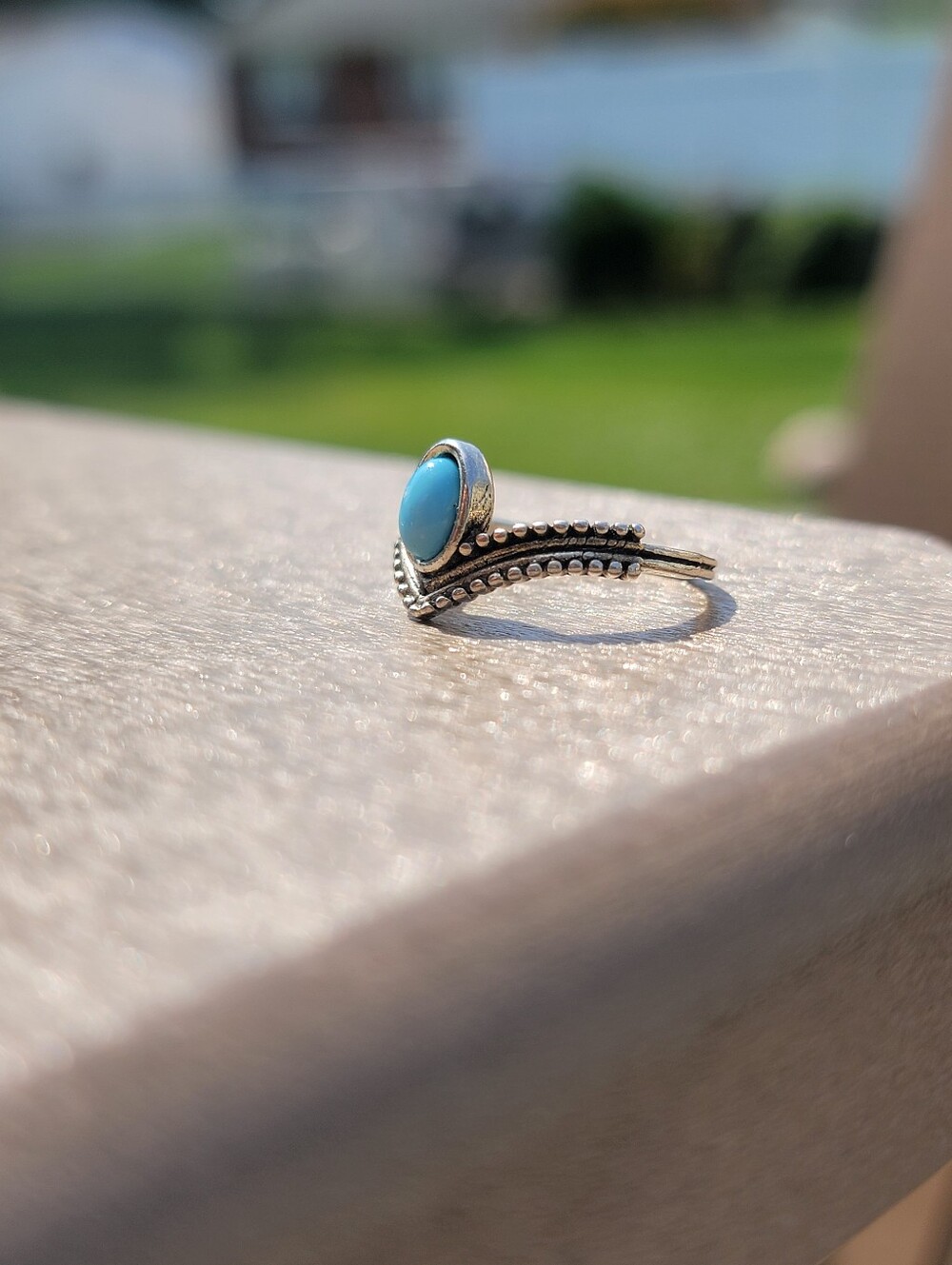 Size 6 Ring - Picture 3 of 3